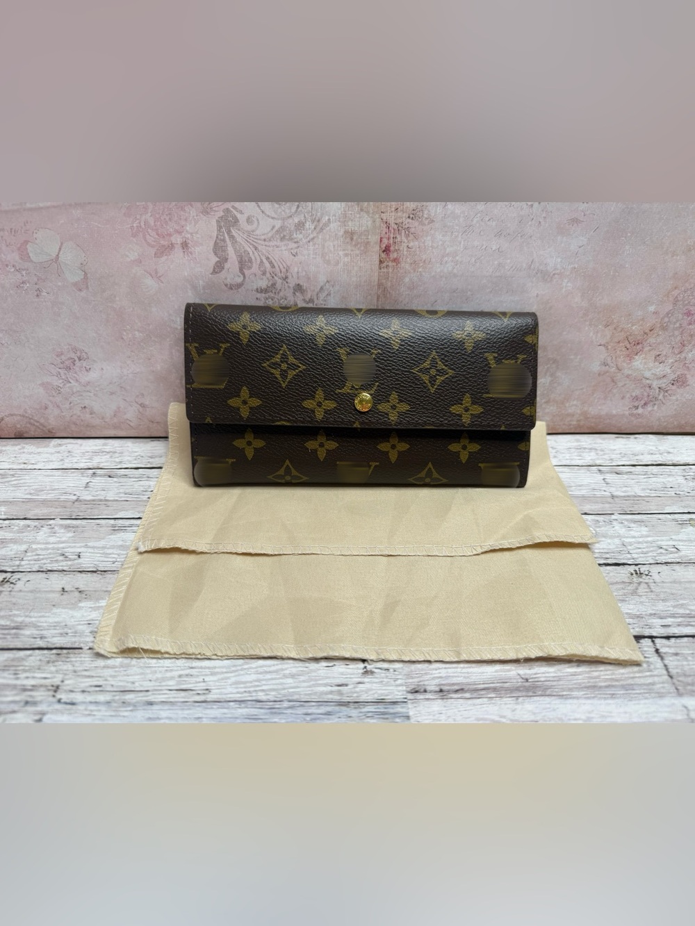 New beautiful wallet